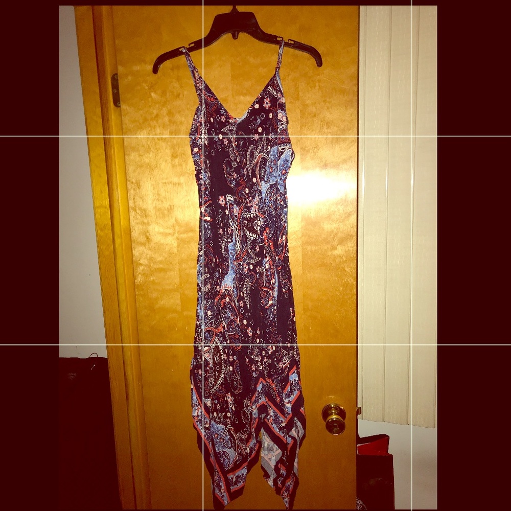 Beautiful summer dress! 🌺
